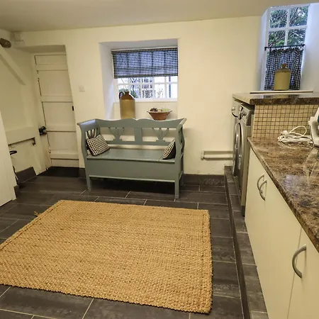 Nurses * Хоуксхед