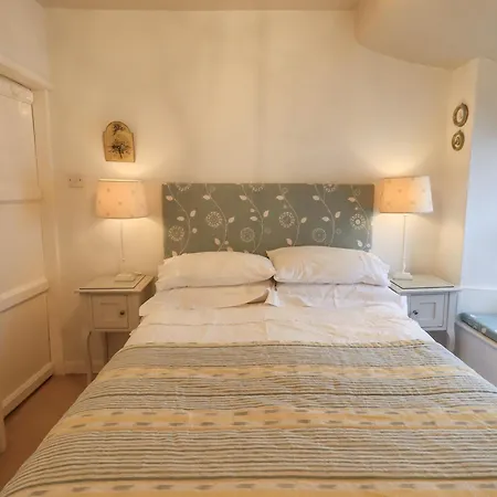 Nurses * הוקסהד